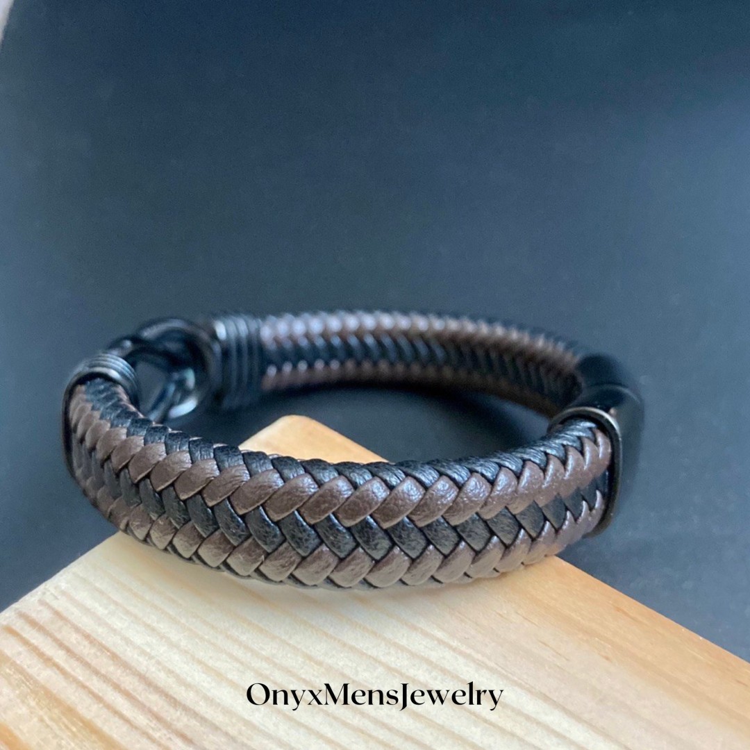 Love Knot Leather Bracelet for Men • Eternal Love Knot Braided Leather Bracelet • Anniversary Wedding Gift • Love Bracelet for Him（M1032）