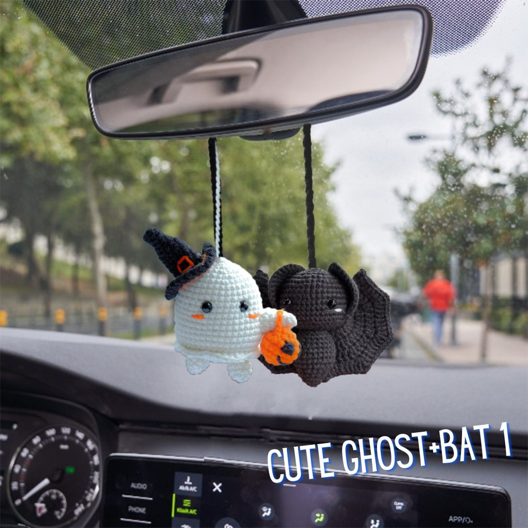 Cute Bat Car Accessories for Halloween, Halloween Crochet Rearview Mirror Decoration, Car interior Charm, Handmade Gift for Woman or Man