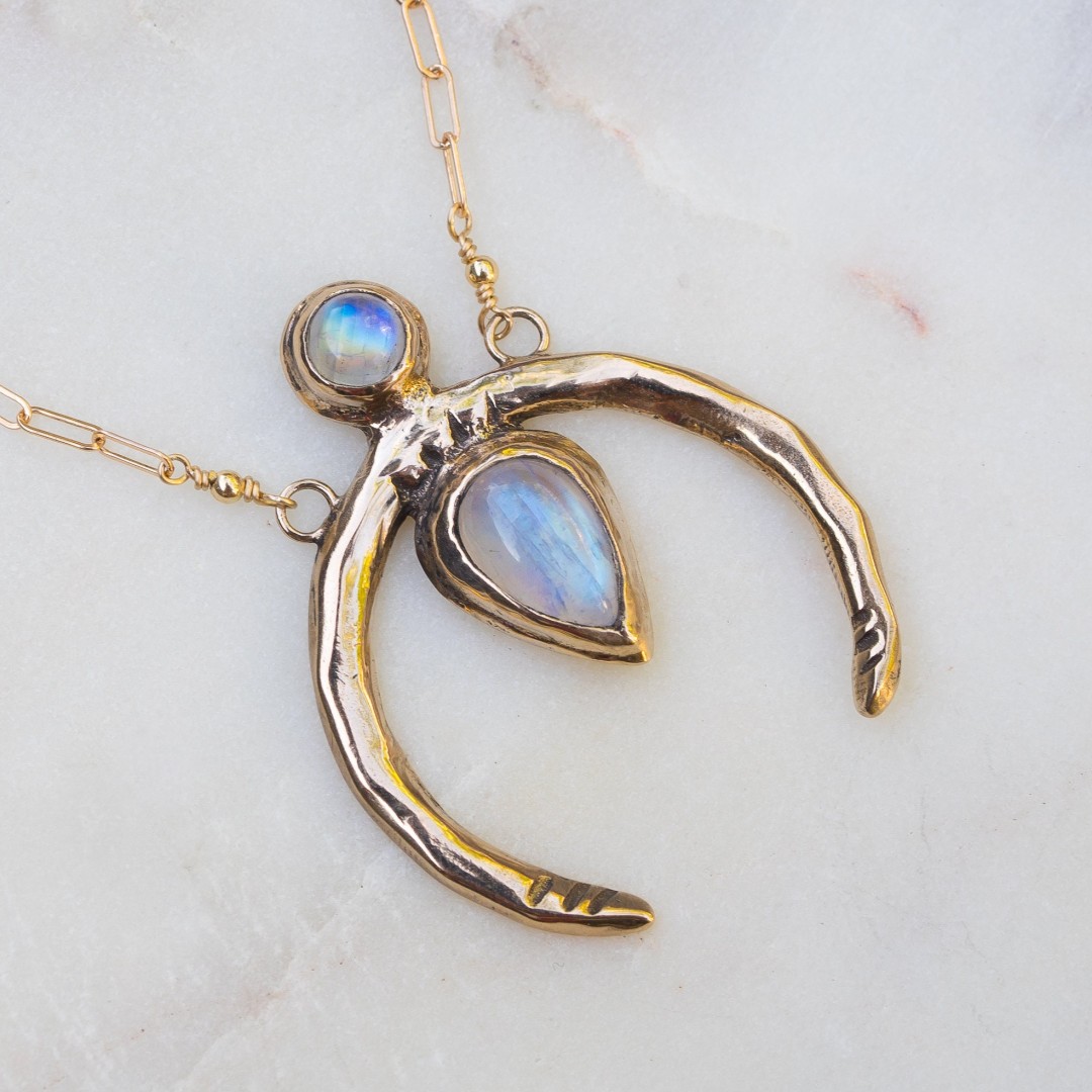 NEW MOON / Moonstone Necklace, Crescent Moon Necklace, Moonstone Jewelry, Rainbow Moonstone Necklace, Moon Phase Necklace, Bohemian Jewelry