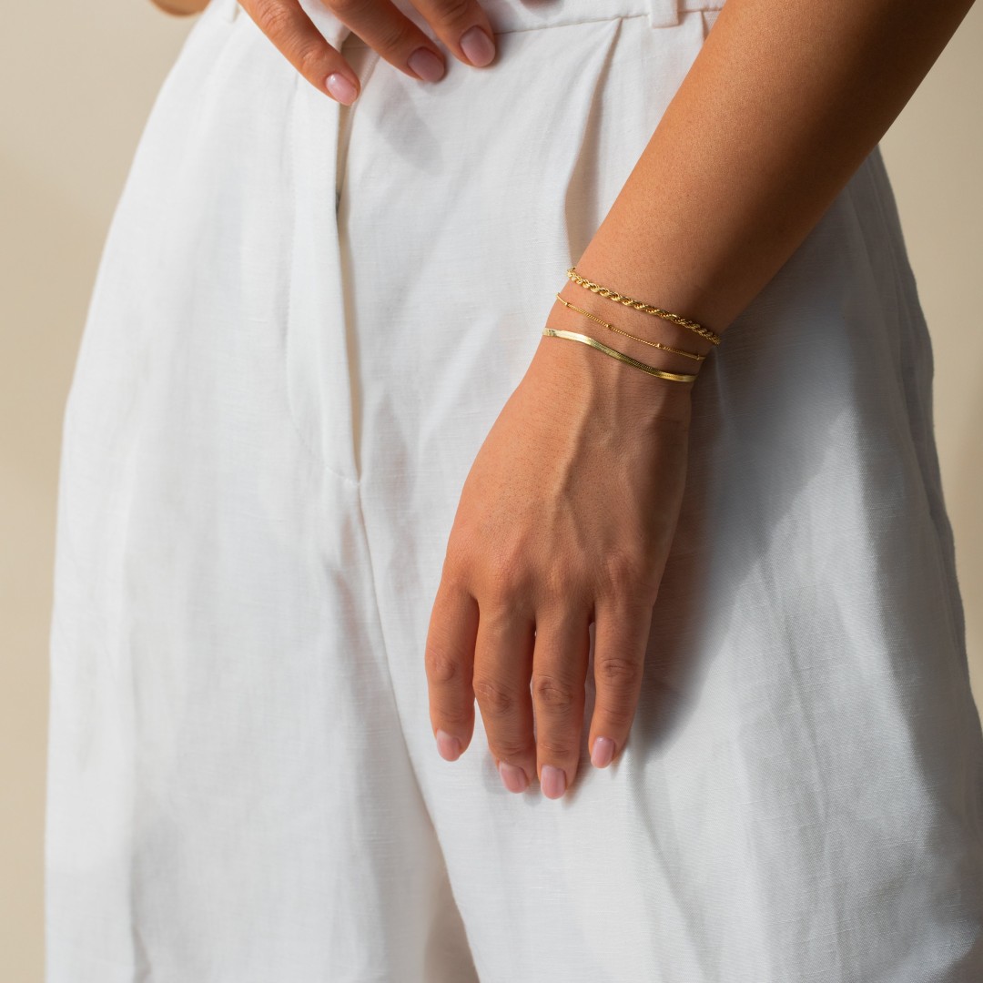 Minimalist Bracelet Chains by Caitlyn Minimalist • Silver & Gold Herringbone, Paperclip, Rope, Box Chain Bracelets • Dainty Everyday Jewelry