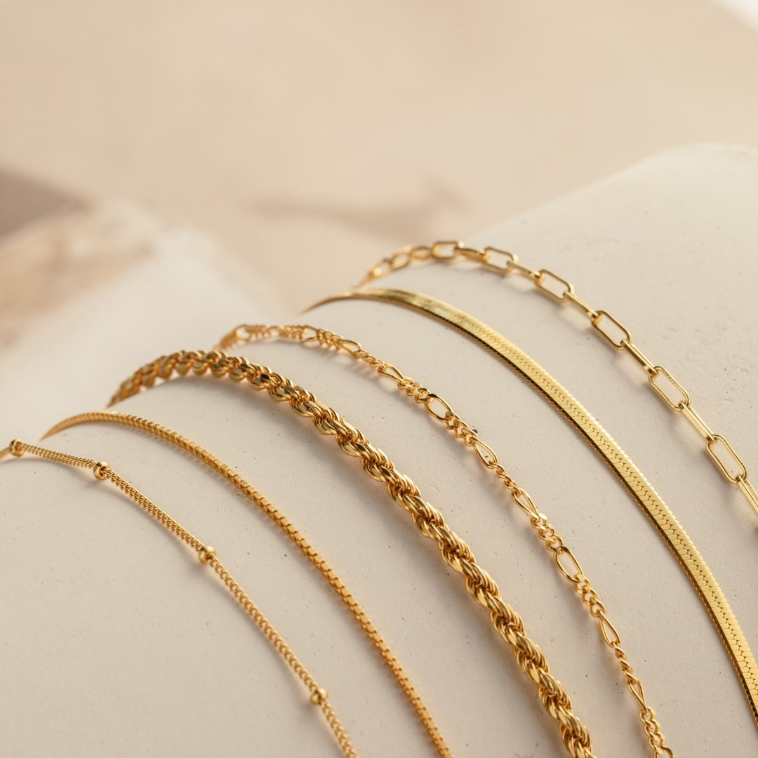 Minimalist Bracelet Chains by Caitlyn Minimalist • Silver & Gold Herringbone, Paperclip, Rope, Box Chain Bracelets • Dainty Everyday Jewelry